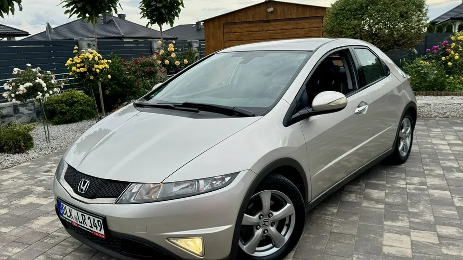 HONDA Civic -