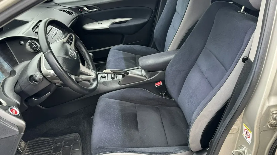 HONDA Civic -