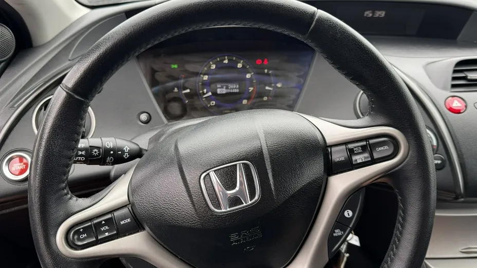 HONDA Civic -