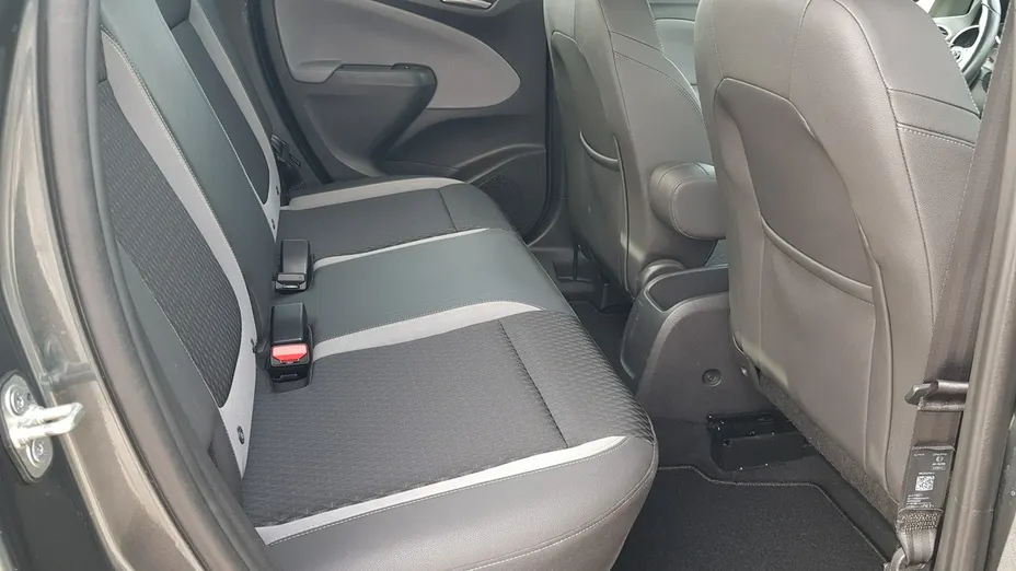 OPEL Crossland X -