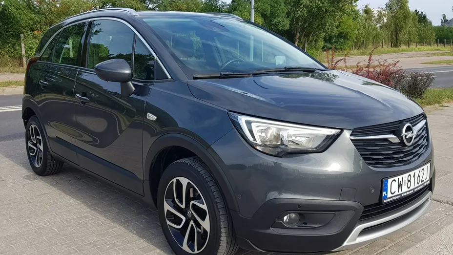 OPEL Crossland X -