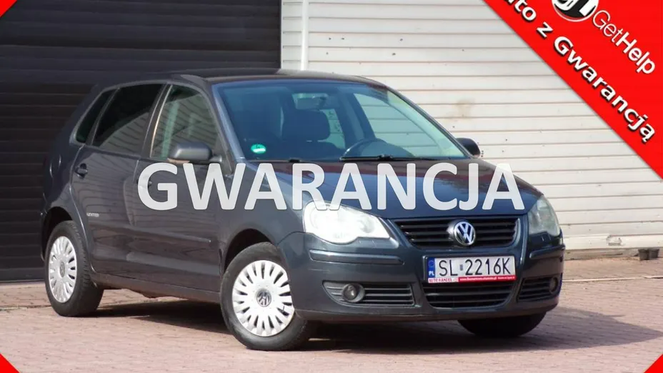 VOLKSWAGEN Polo -