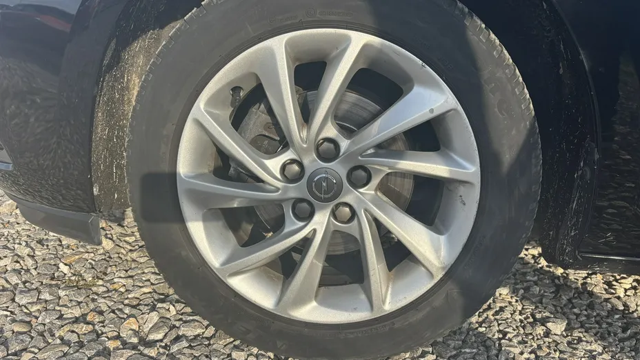 OPEL Astra -