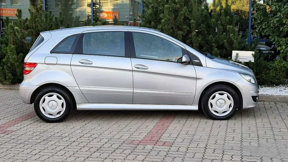 MERCEDES-BENZ B Klasa -