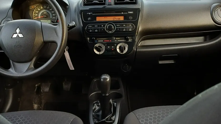 MITSUBISHI Space Star -