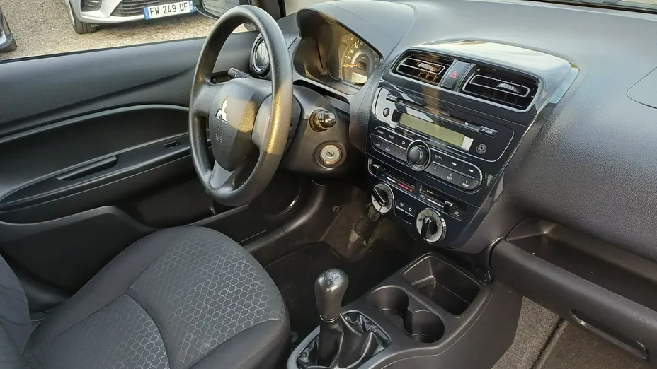 MITSUBISHI Space Star -
