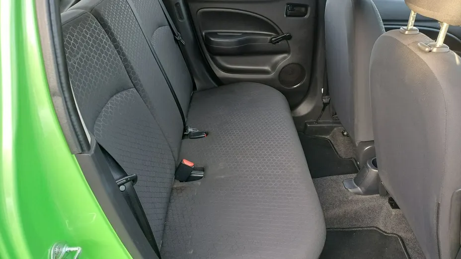 MITSUBISHI Space Star -