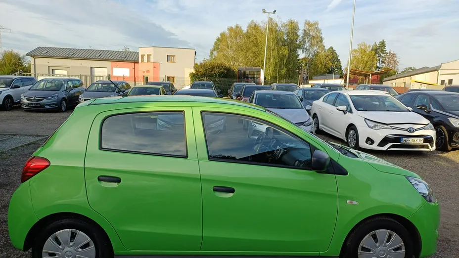 MITSUBISHI Space Star -