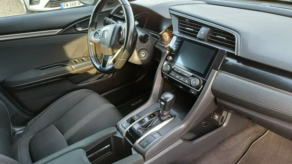 HONDA Civic -