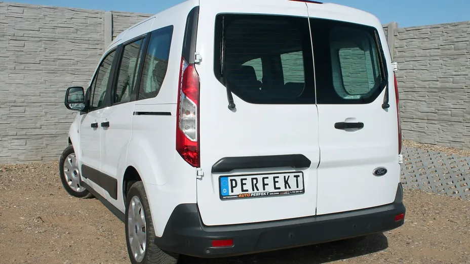 FORD Tourneo Connect -