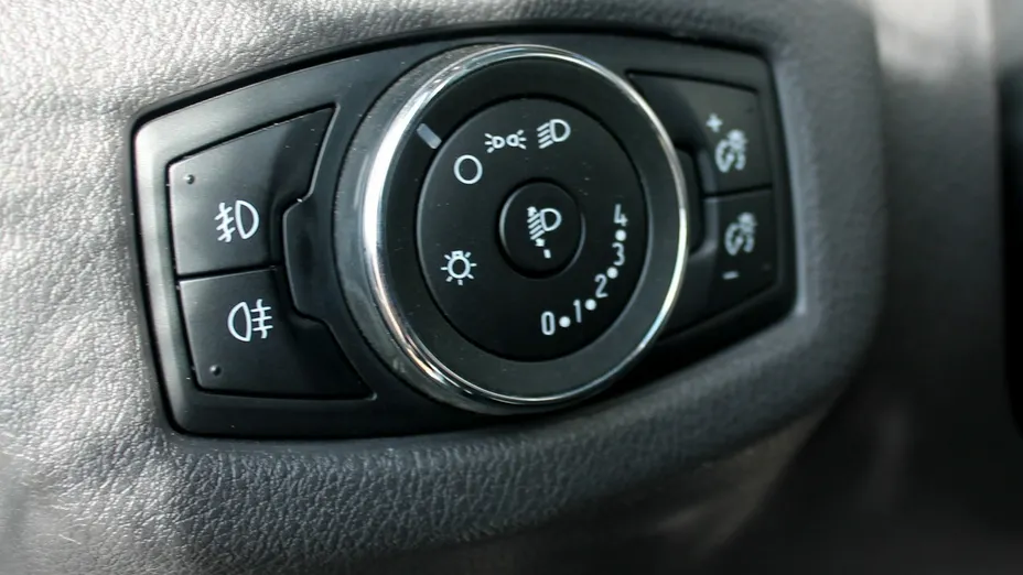 FORD Tourneo Connect -