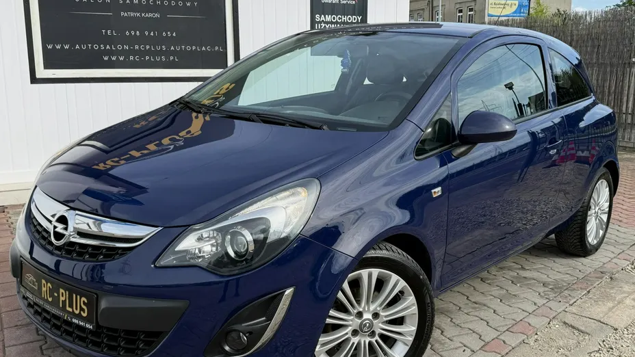 OPEL Corsa -