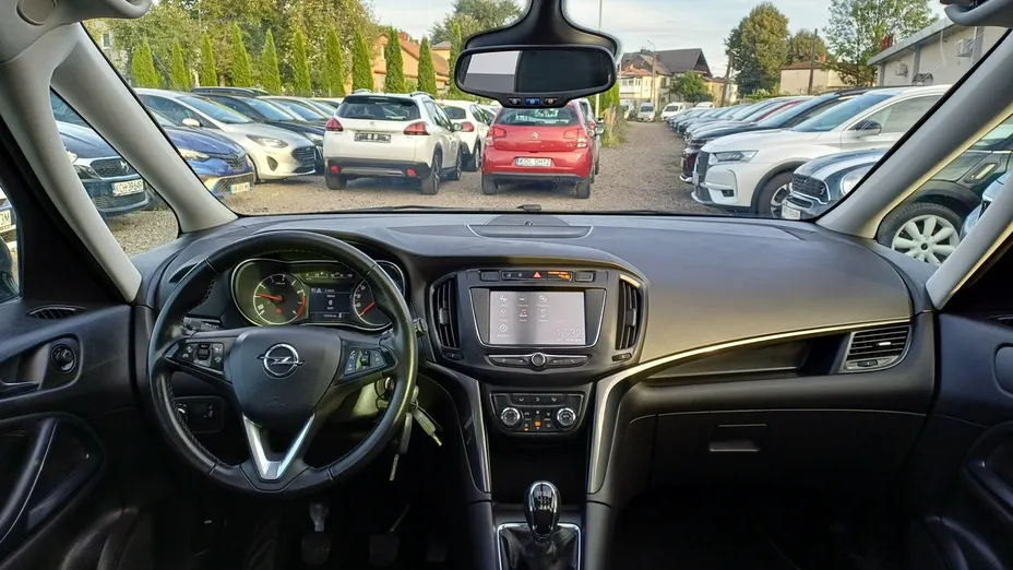 OPEL Zafira -