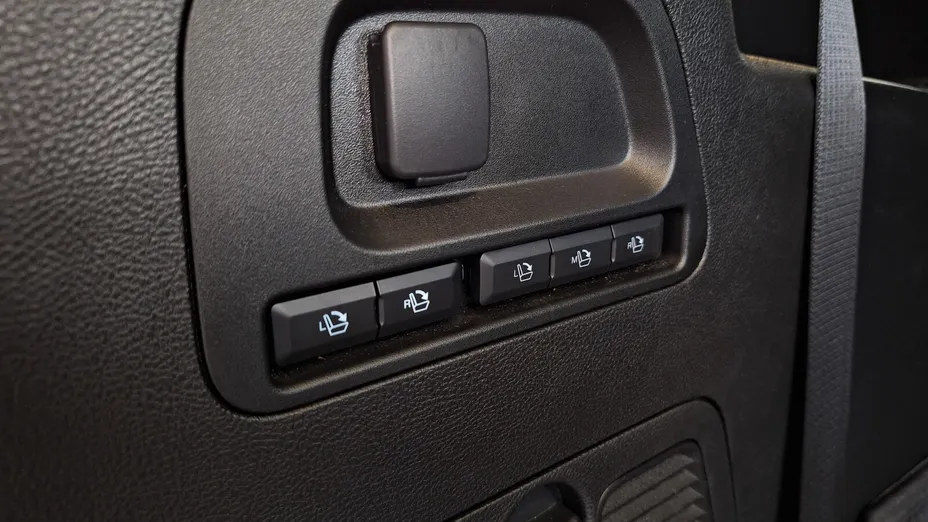 FORD S-MAX S-MAX 2.5 Hybrid Titanium CVT 7os.