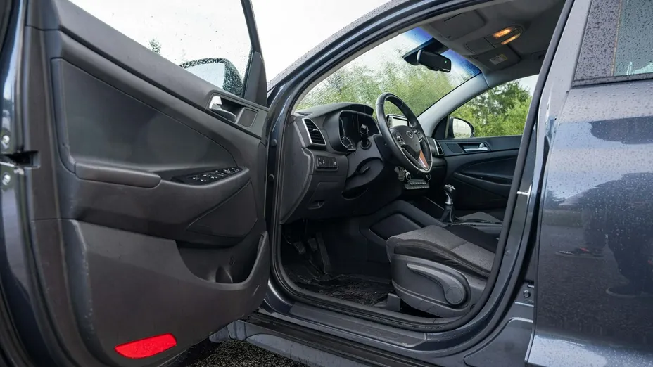 HYUNDAI Tucson -