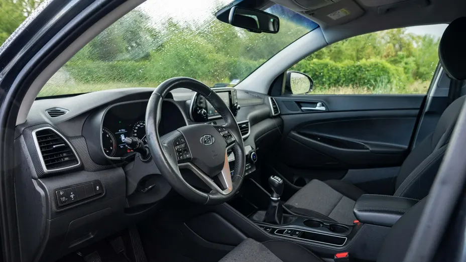 HYUNDAI Tucson -