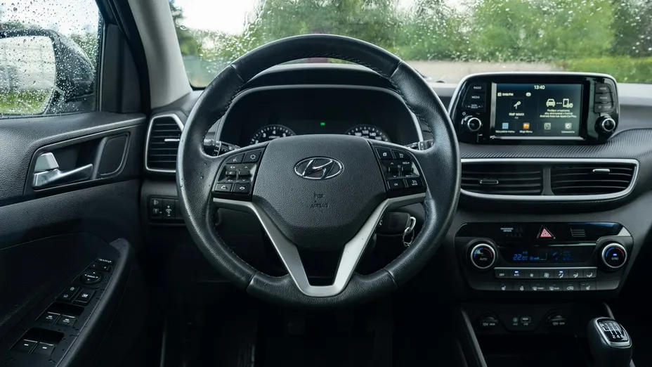HYUNDAI Tucson -