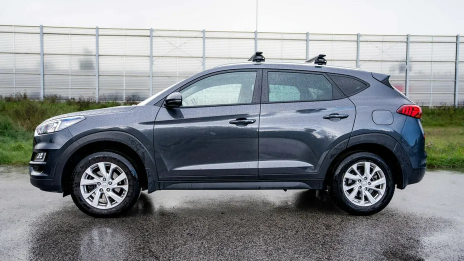 HYUNDAI Tucson -