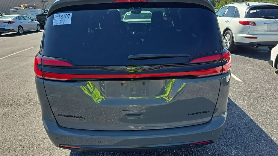 CHRYSLER Pacifica -