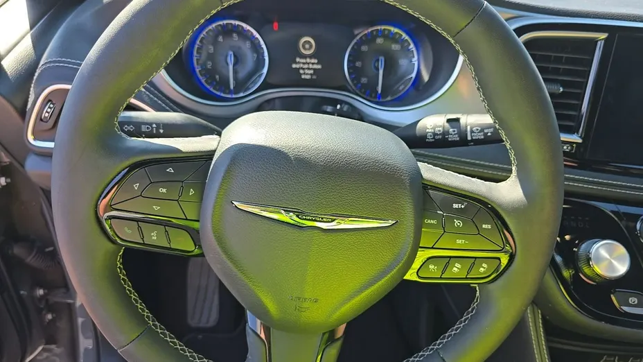CHRYSLER Pacifica -