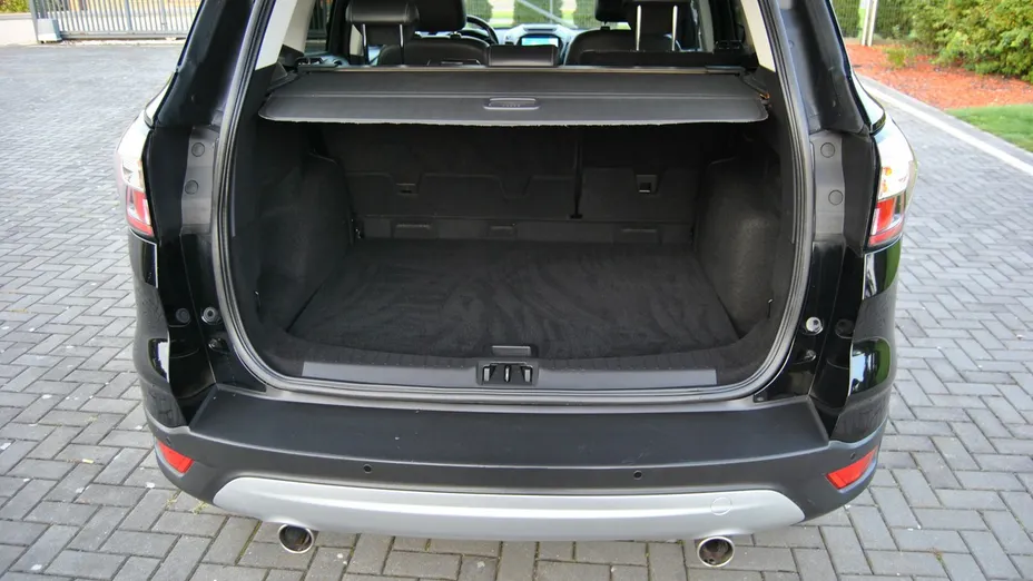 FORD Kuga -