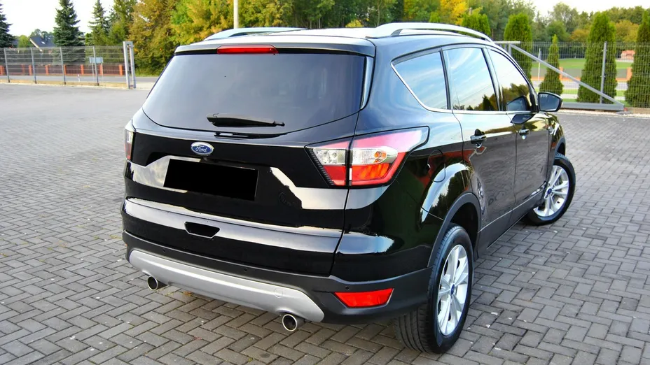 FORD Kuga -