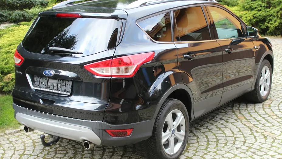 FORD Kuga -