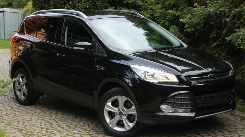 FORD Kuga -