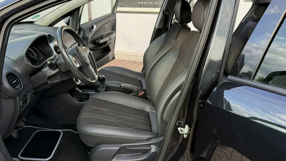 OPEL Corsa -