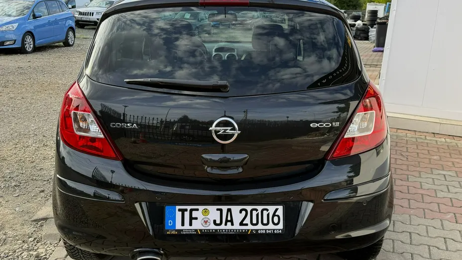 OPEL Corsa -
