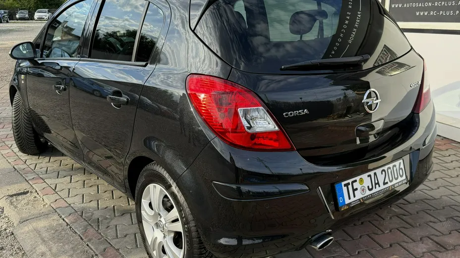 OPEL Corsa -