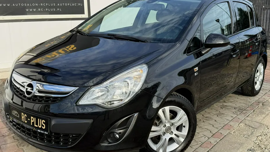 OPEL Corsa -