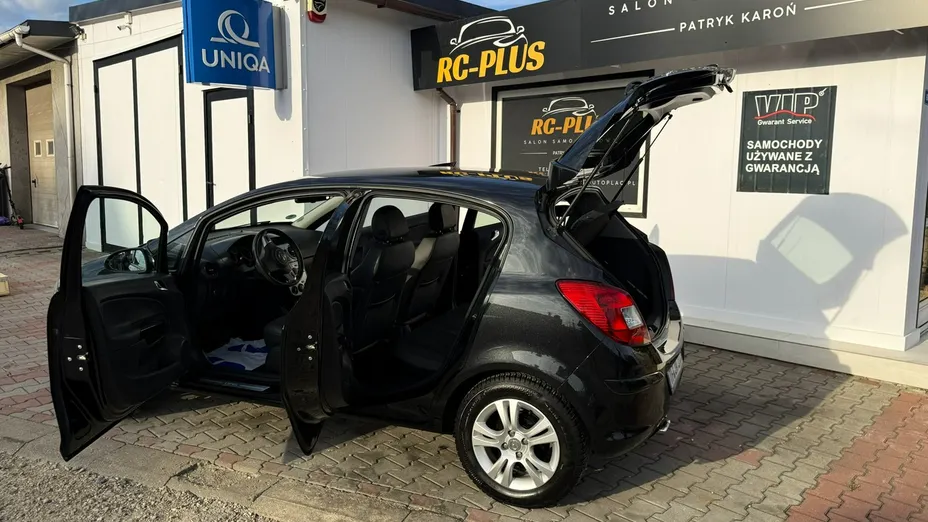 OPEL Corsa -
