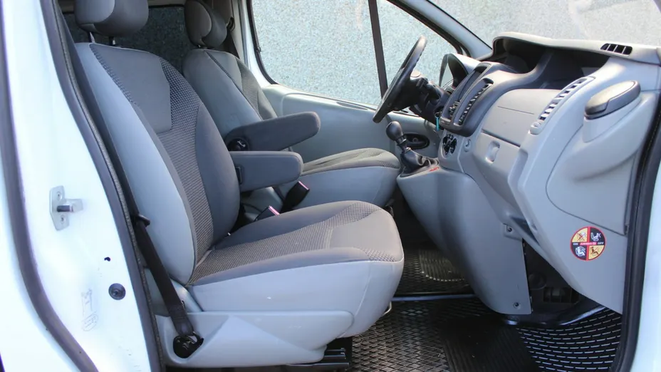 OPEL Vivaro -