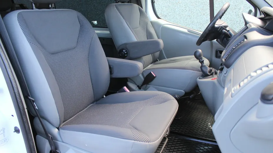 OPEL Vivaro -