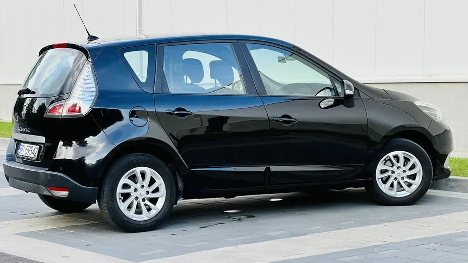 RENAULT Scenic -