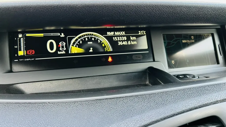 RENAULT Scenic -