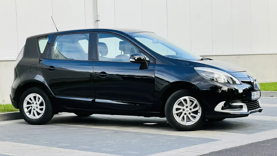 RENAULT Scenic -