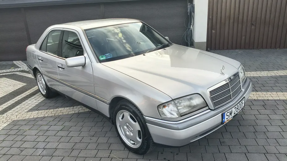 MERCEDES-BENZ C Klasa -