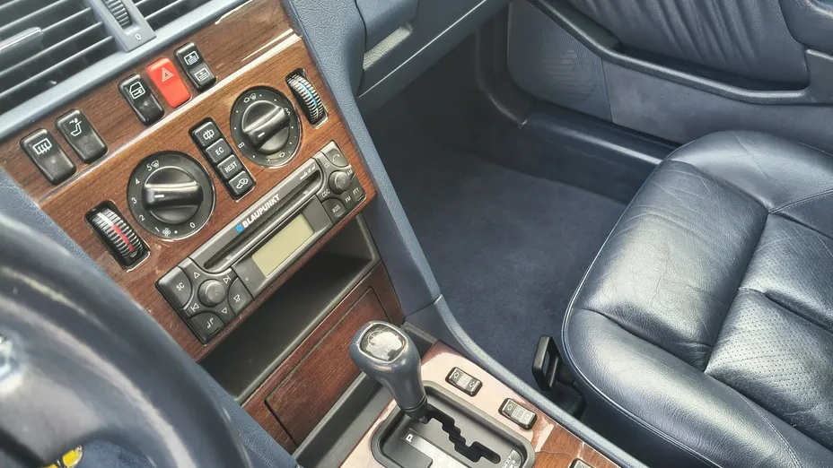 MERCEDES-BENZ C Klasa -