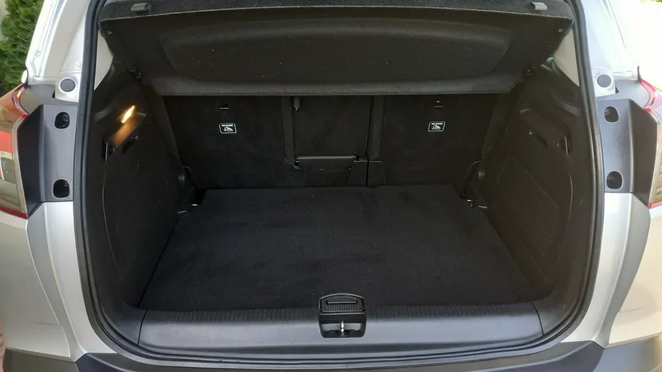 OPEL Crossland X -