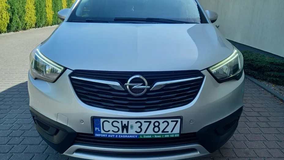 OPEL Crossland X -