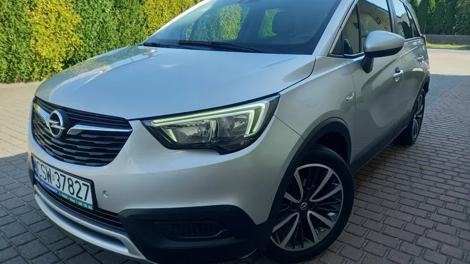OPEL Crossland X -