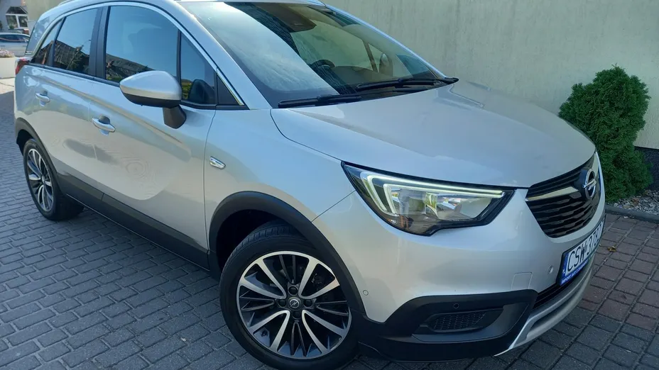OPEL Crossland X -