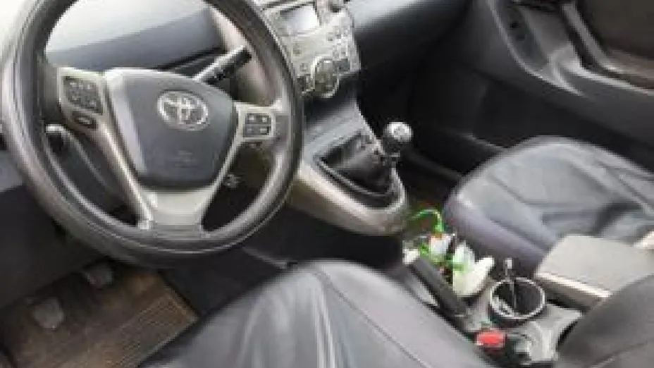 TOYOTA Verso -