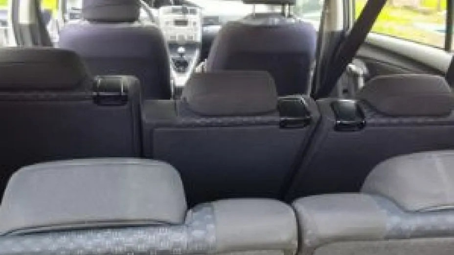 TOYOTA Verso -