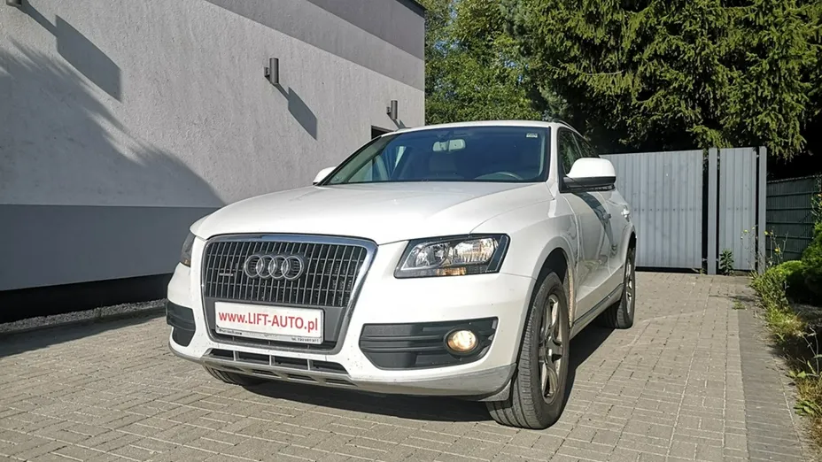 AUDI Q5 -