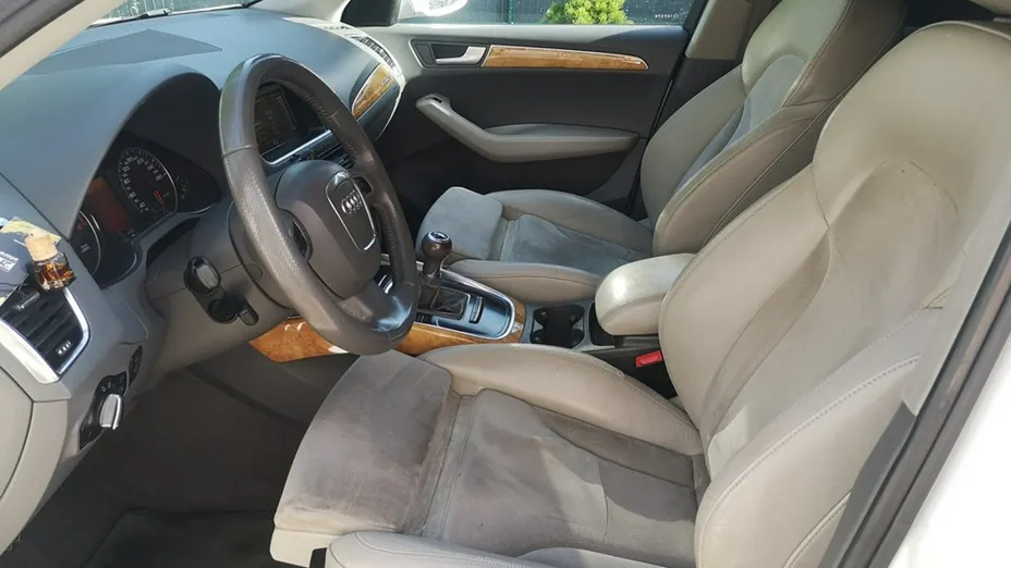 AUDI Q5 -