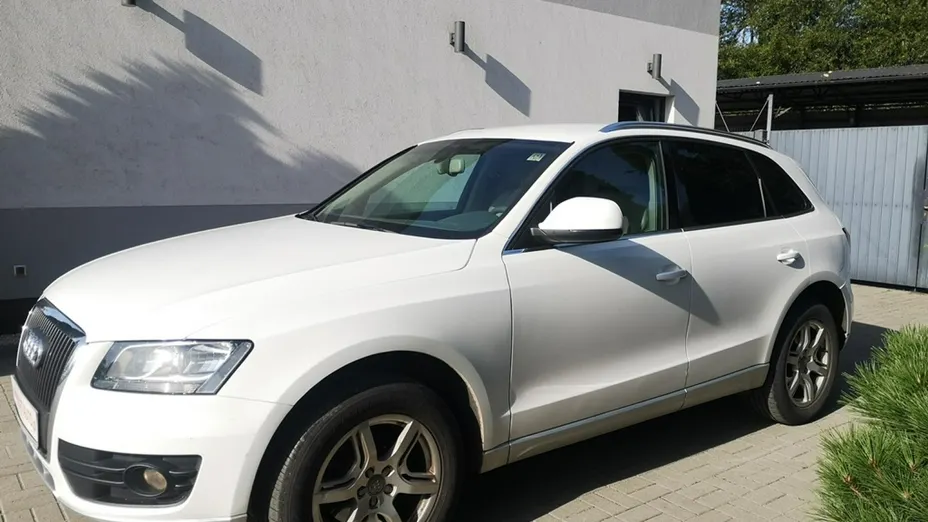 AUDI Q5 -
