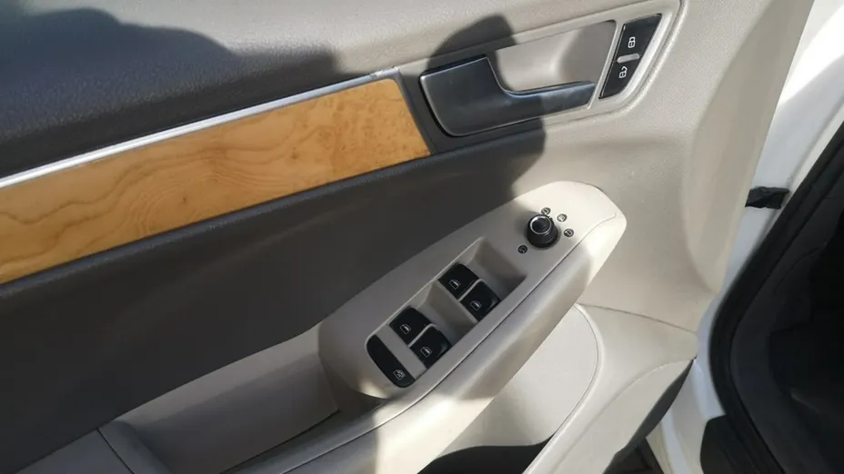 AUDI Q5 -